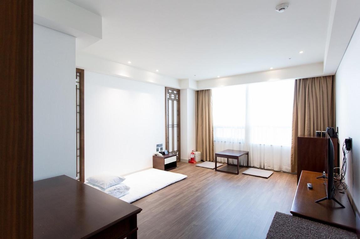 Interburgo Hotel Wonju Exterior foto