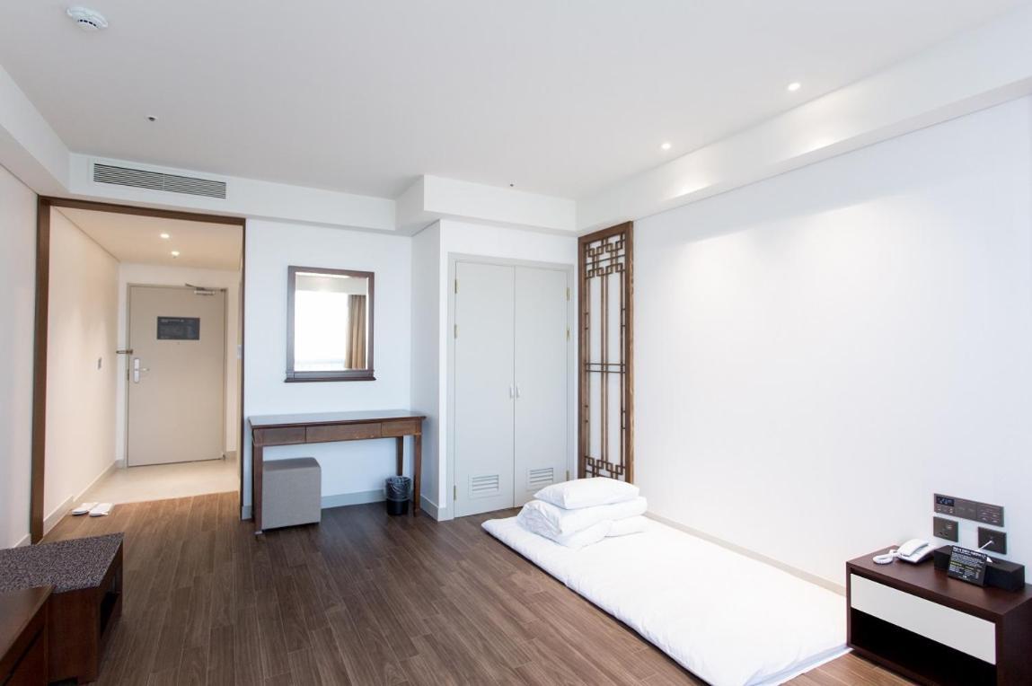 Interburgo Hotel Wonju Exterior foto
